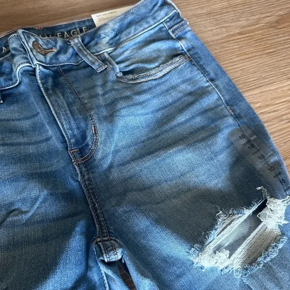 NWT! NEW! American Eagles Outfitter Distressed Blue Jeans Size 10, 12, 14 Only - Picture 5 of 7
